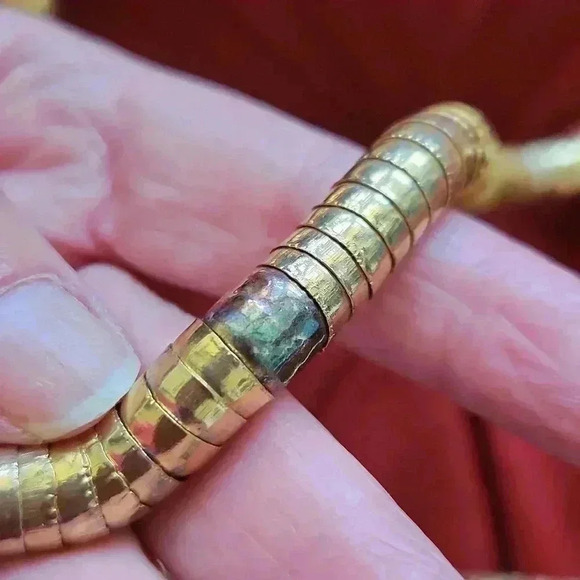 Vintage Tribal Stacked Cupped Snake Coil Necklace Goldtone - Picture 6 of 16